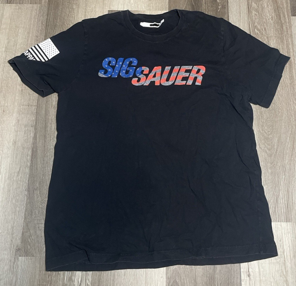 Nine Line Apparel Sig Sauer T Shirt Mens M Medium Black USA Flag Tactical